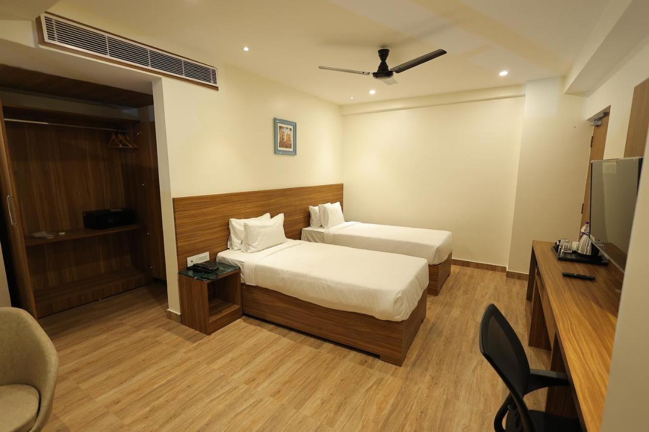 Hotel Sharda Residency Patna  Exterior photo